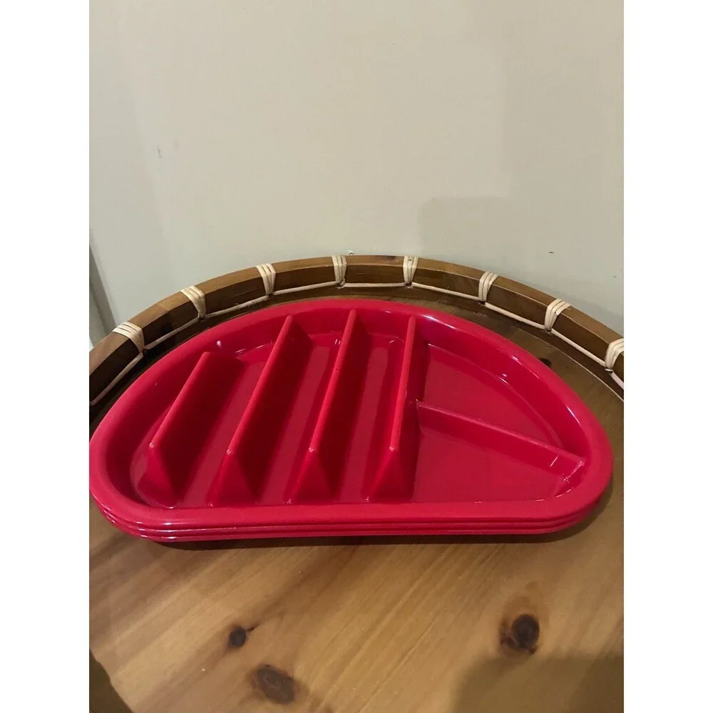 Arrow Home Plastic Fiesta Taco Plate, Holds 3 Tacos and 2 Sides - 3 RED 3 GREEN